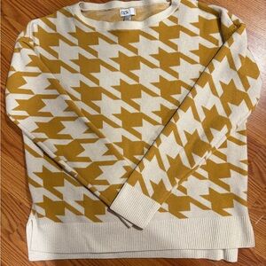 Mustard and Cream Houndstooth Sweater